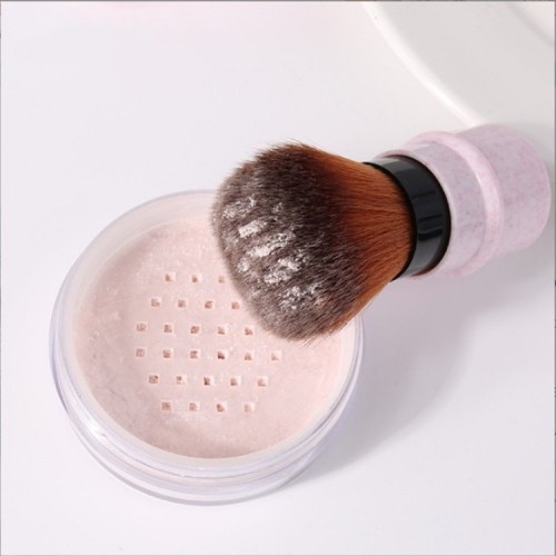 Кисть для нанесения пудры Quick Make Up Brush, 1шт