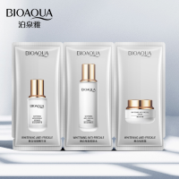 BioAqua Отбеливающий трехступенчатый набор миниатюр для кожи лица Whitening Anti-Freckle, 2г+2мл+2г