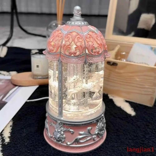 Новогодний декоративный светильник-фонарь карусель с эффектом искрящейся вьюги и музыкой с лошадками, 1шт