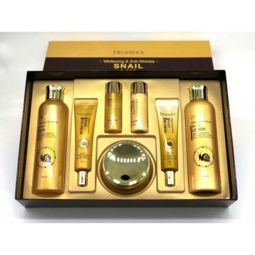 Deoproce Омолаживающий набор для ухода с улиточным муцином Whitening And Anti-Wrinkle Snail 5 Set, 260 мл + 260 мл + 100 мл +40 мл + 40 мл + 30 мл + 30 мл