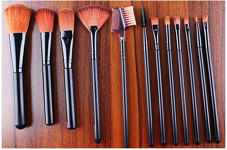 Набор кистей для макияжа в тубусе, 12шт