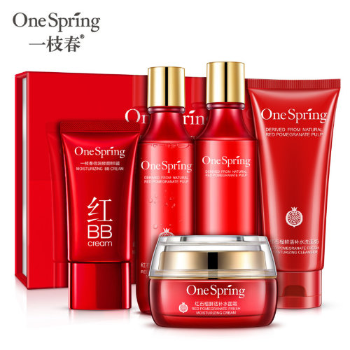 One Spring Набор из 5 средств с гранатом и гиалуроновой кислотой в подарочной коробке Red Pomegranate Fresh Skin Natural