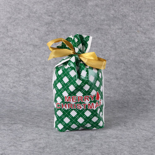 Пакет подарочный с бантиком "Зеленое плетение" 15*23см