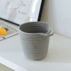 Корзинка для хранения плетеная серая