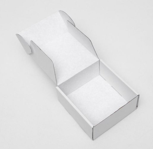 Коробка самосборная без окна белая 19*19*9см, 1шт